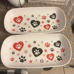 2 Temp-Tations by Tara melamine Dish with Heart and Paw Design India
